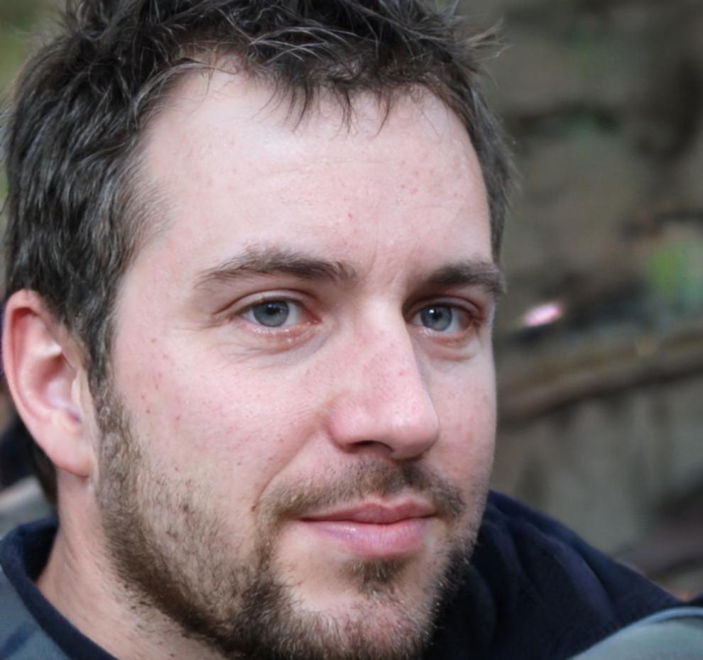 Retrato profesional de Iker Zabala, cofundador de marvelqino